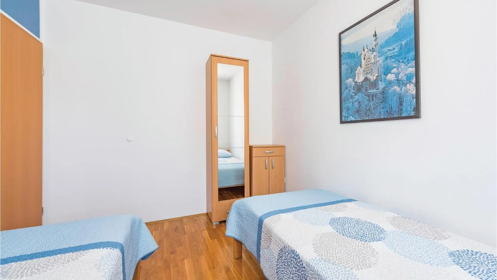 Cozy Home In Labin With Kitchen