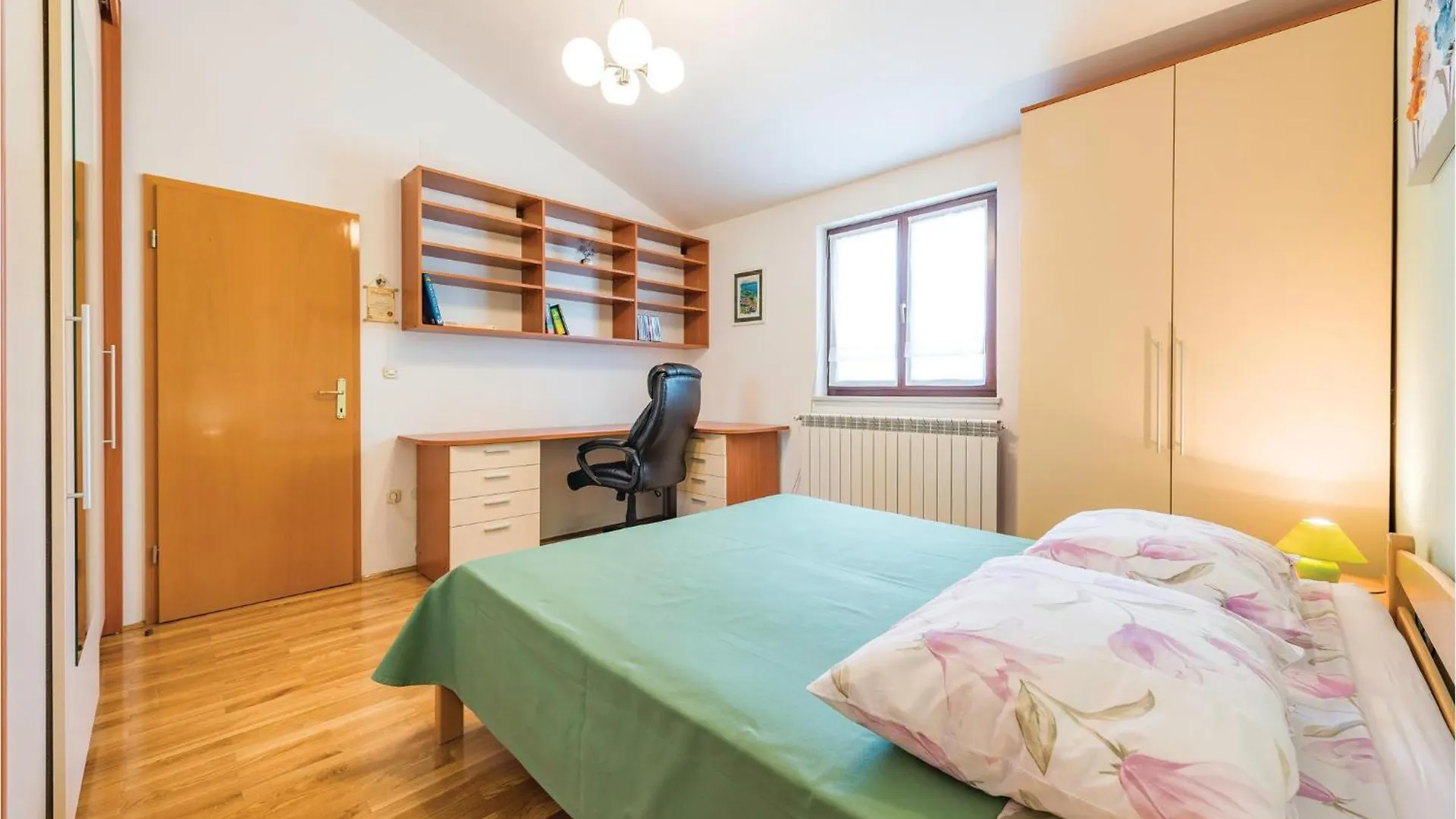 Cozy Home In Labin With Kitchen Casa vacanze